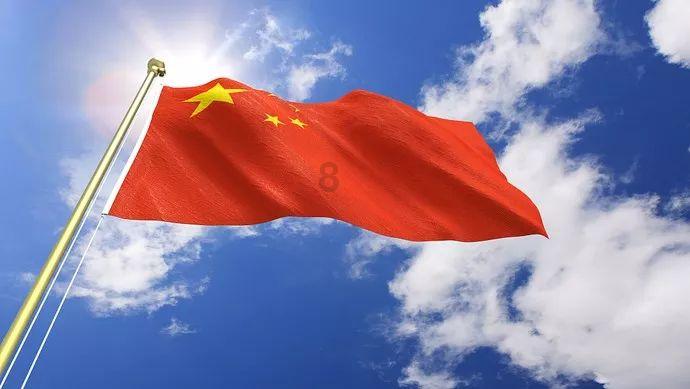 华裔掌握着这个国家全部经济命脉，地位无人能撼动，谁都不敢惹